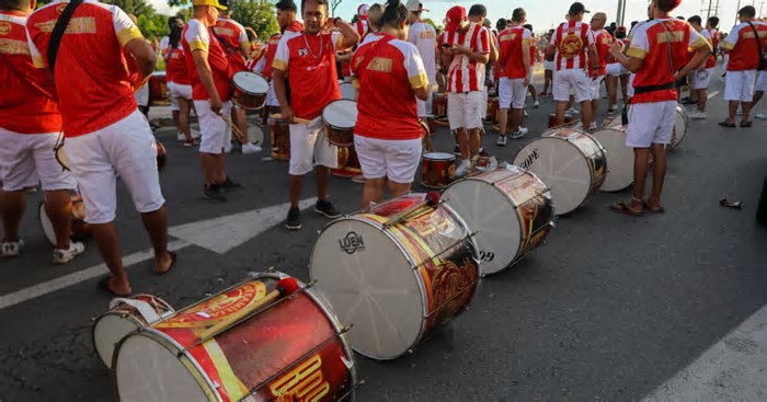 Veja programação das escolas de samba em Manaus antes do Carnaval