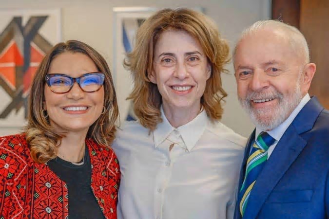 Lula fará sessão para assistir