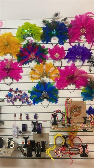 Folião deve gastar quase R$ 180 por dia com compras no Carnaval de BH