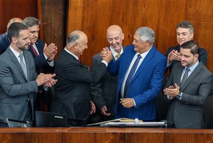Pepe Vargas assume a presidência da Assembleia Legislativa do RS