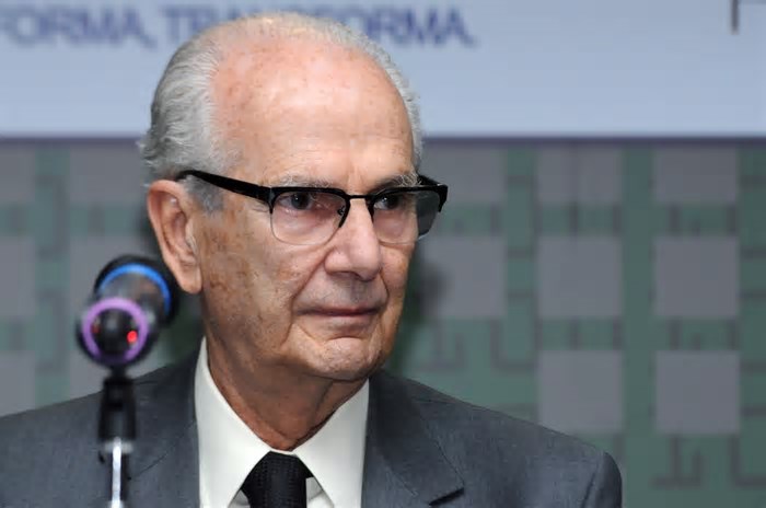 Morre no Rio o empresário Carlos Mariani, aos 87 anos