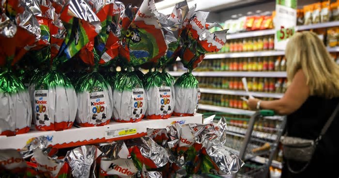 Venda antecipada de ovos de chocolate chama atenção em Porto Alegre