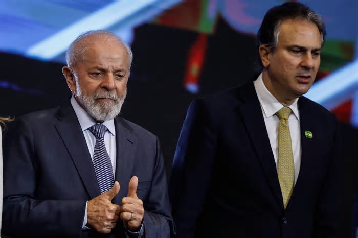 Lula diz que papel de tesoureiro é 'sempre dizer não' ao citar Haddad e investimentos na Educação