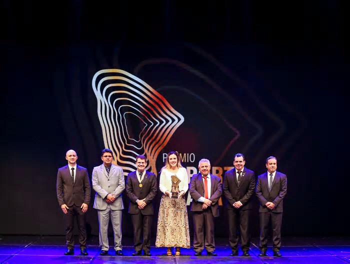Prêmio Esporte Ceará homenageia personalidades, organizações esportivas e ídolos locais