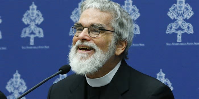 Vatican chief astronomer releases guide to cosmos and shares his wonder of God in the nighttime sky