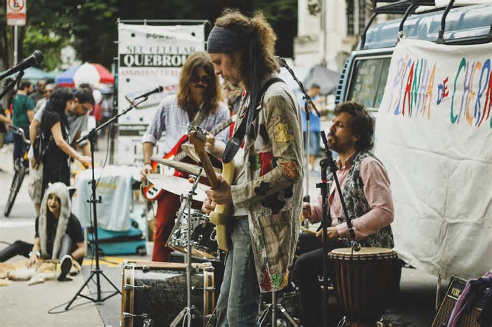 Artistas dizem que foram impedidos de tocar na Avenida Paulista em ação da prefeitura com PM; vereadora aciona MP