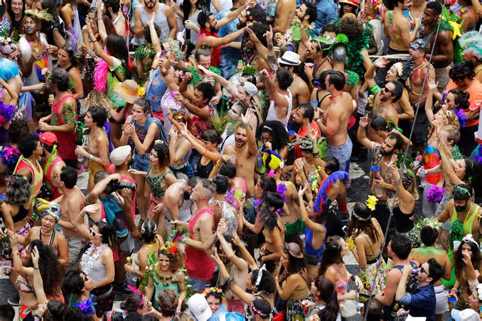 Estes são os 12 melhores destinos para curtir o Carnaval 2025 no Brasil