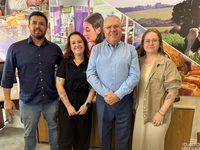 Expofred 2025: Comissão Central visita Secretário de Desenvolvimento Rural do RS