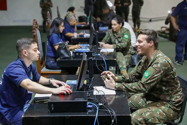 Em parceria com GDF, Exército promove feira de empregabilidade a ex-militares