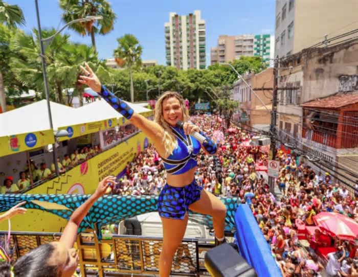 Carla Perez anuncia despedida do bloco infantil Algodão Doce no carnaval de Salvador