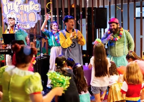 'Infante Folia' anima o Carnaval infantil no Espaço Cultural de Manaus