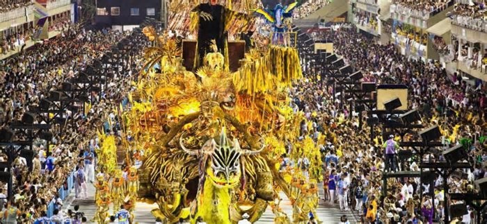 Brasil é o país mais buscado do mundo durante o Carnaval, segundo Booking.com