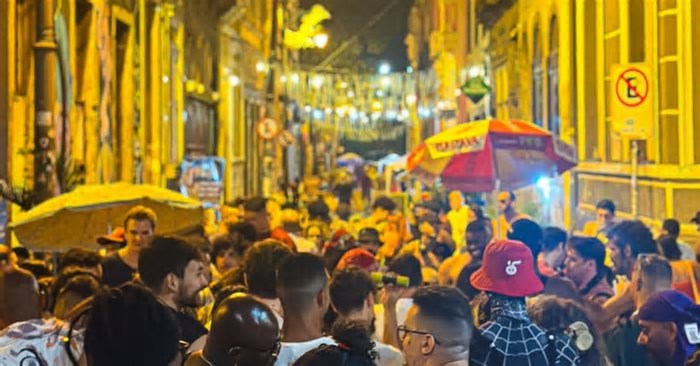 Região da rua Morais e Vale é novo point do verão carioca