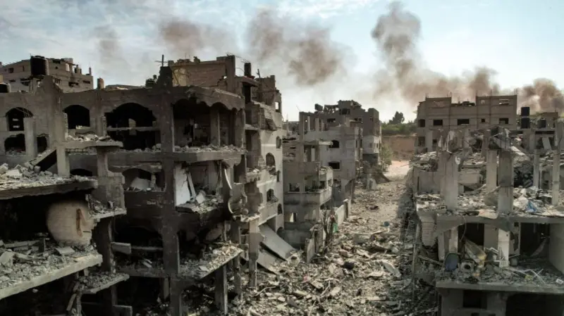 Proposta de Trump de tirar palestinos de Gaza viola lei internacional?