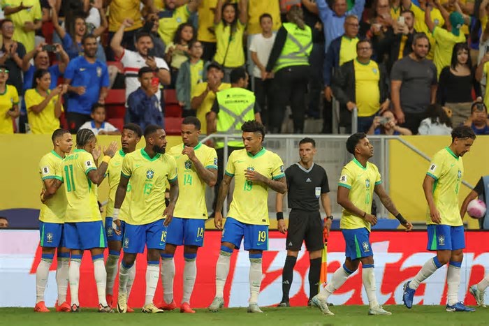 Brasil x Colômbia: Seleção defende retrospecto positivo em Brasília
