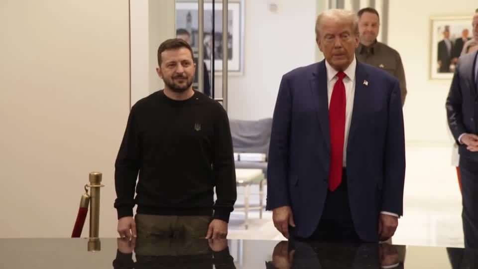 Zelensky e Trump discutem 
