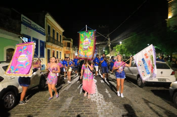 Carnaval de São Francisco do Sul terá show nacional, desfiles e blocos de rua