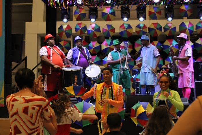 Clima de Carnaval toma conta do RioMar Recife neste final de semana