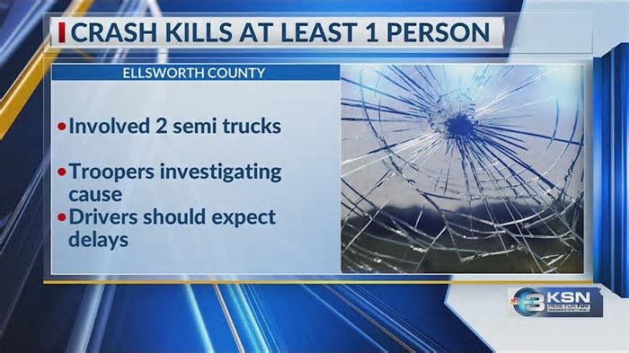 1 killed after major crash involving 2 semis on I-70