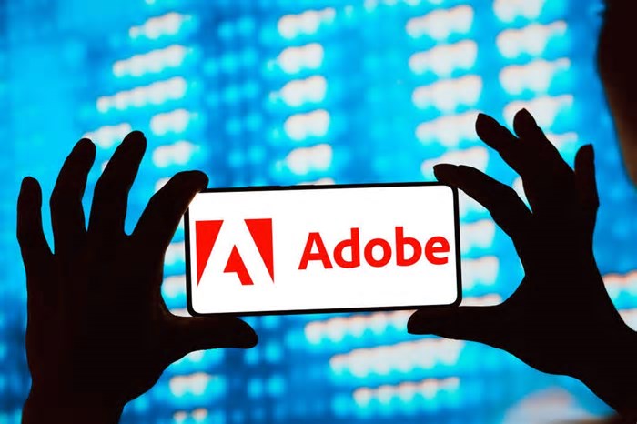 Para atrair usuários mais jovens, Adobe lança aplicativo gratuito do Photoshop para celular