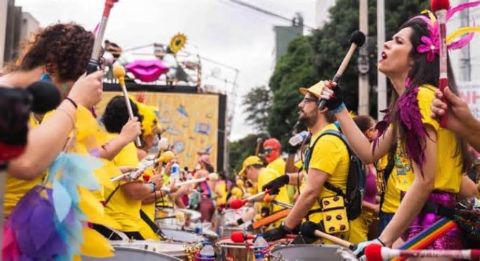 Carnaval: programação de domingo conta com mais de 50 blocos em BH