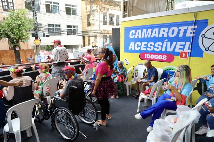 Carnaval de Salvador 2025: veja como se inscrever nos Camarotes Acessíveis