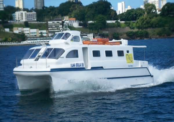 Travessia Salvador-Mar Grande registra fluxo tranquilo na manhã desta terça-feira
