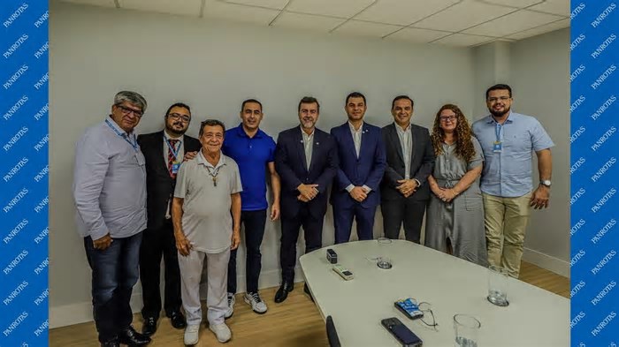 Embratur garante apoio na divulgação internacional do Festival de Parintins