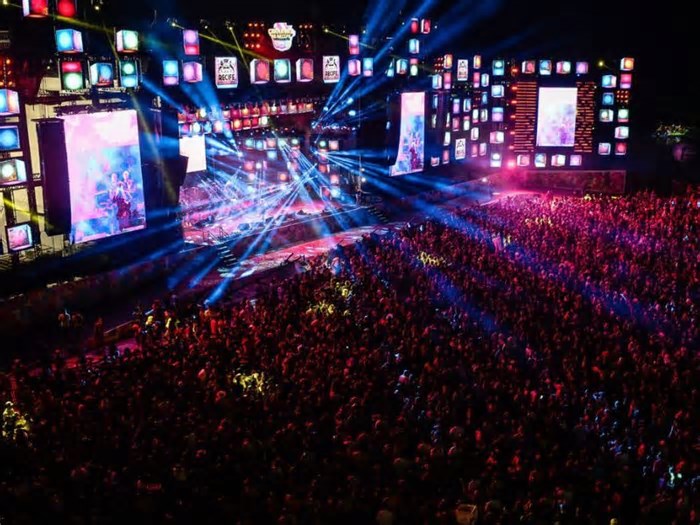 Carnaval 2025: Recife estica programação até 7 de março; confira atrações do Marco Zero