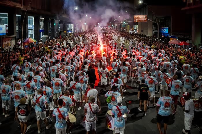 Carnaval 2025: Viradouro fechará desfile com 70 juremeiros de Pernambuco