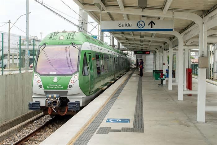 Programação do VLT e Metrofor será adaptada no Carnaval 2025; confira os horários