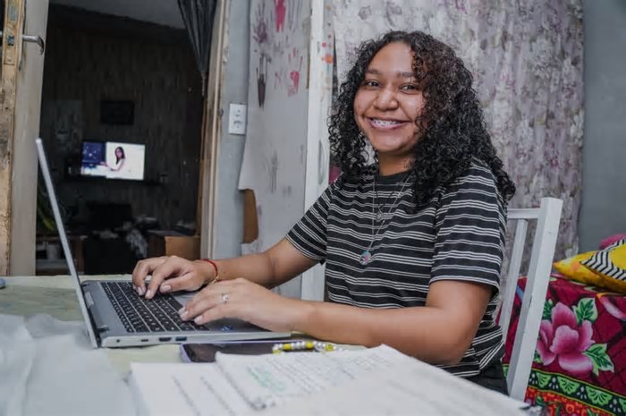 Mulheres na Ciência: a busca pela equidade de gênero nas universidades públicas do Ceará