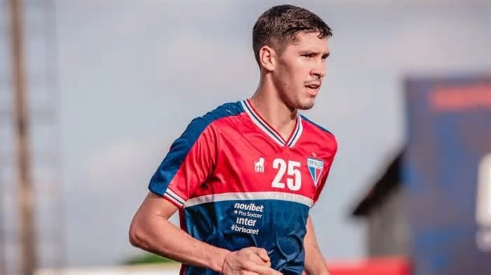 Fortaleza busca reforço no Flamengo e encaminha saída de Cardona