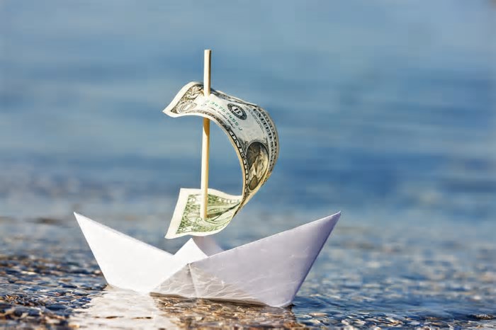 Dólar abre em alta cotado a R$ 5,80