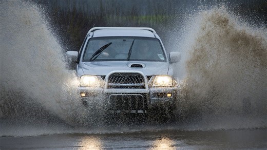 Os 10 carros que te protegem de enfrentar alagamentos no Brasil!