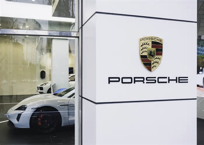 Porsche demite 2 mil funcionários – e a ‘culpa’ é dos carros elétricos