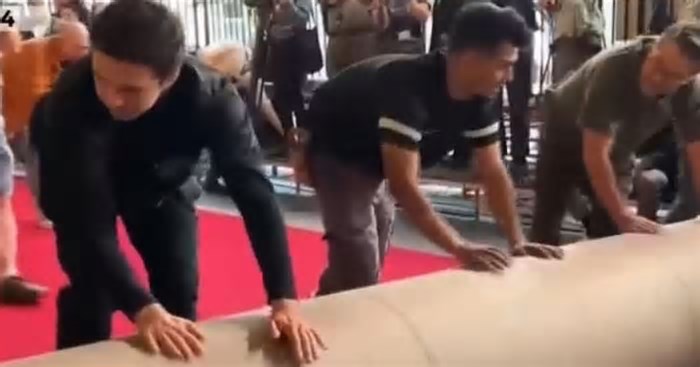Oscar 2025: tapete vermelho é desenrolado em teatro onde será a premiação