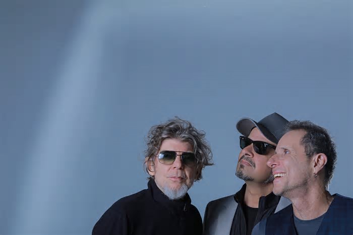 Último fim de semana de shows no Litoral fecha com chave de ouro; veja as atrações