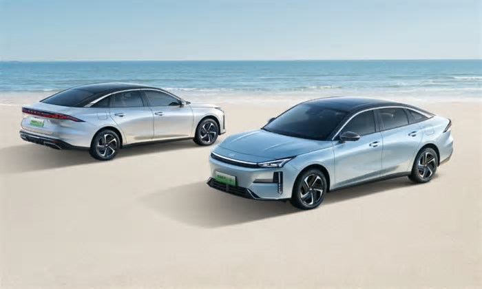 Geely e DeepSeek desenvolvem modelo de Inteligência Artificial para veículos inteligentes
