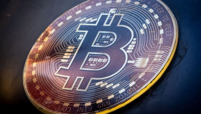 EUA criam reserva estratégica de Bitcoin, mas mercado se decepciona