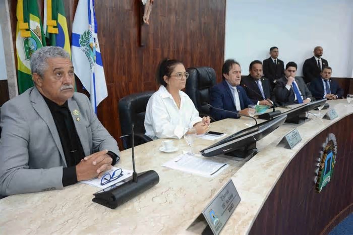 Vereadores de Fortaleza aprovam reforma administrativa do Governo Evandro; saiba o que muda