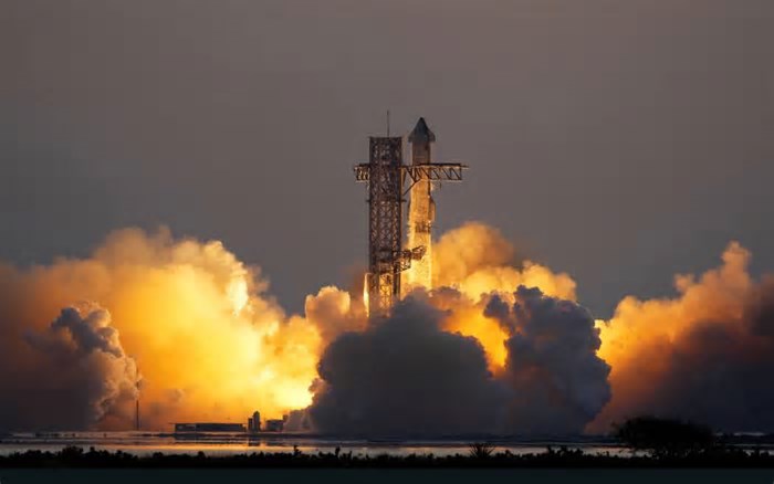 SpaceX announces possible sonic boom during 8th Starship launch
