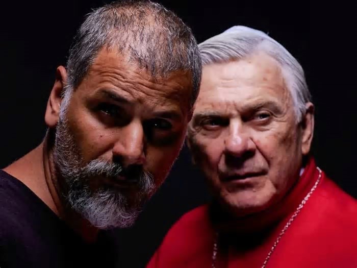Capa B+: Entrevista exclusiva com o ator e diretor Munir Kanaan