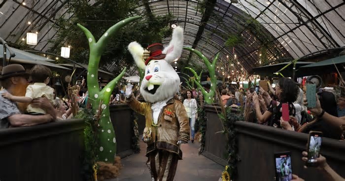Desfile com roupas de açúcar e competição de bolos: Páscoa de Gramado divulga programação
