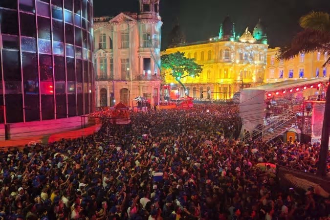 Carnaval no Recife reúne multidão com programação variada