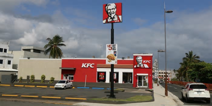 Cadeias de fast-food estão a poupar custos com mão-de-oa usando inteligência artificial para receber e processar encomendas
