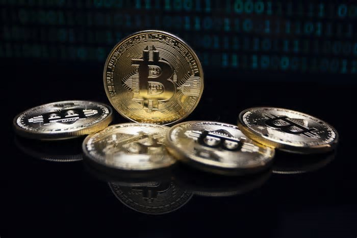 Como declarar criptomoedas no Imposto de Renda 2025?