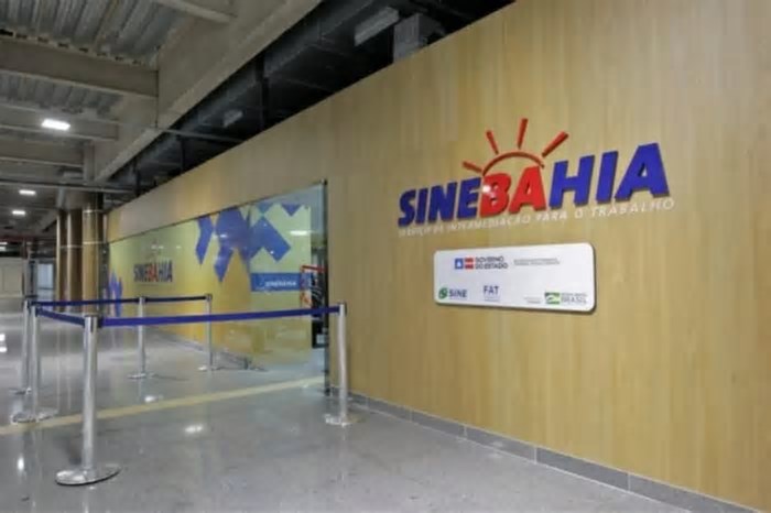 Salvador oferece vagas de emprego com salário de até R$ 2,8 mil nesta segunda (31)