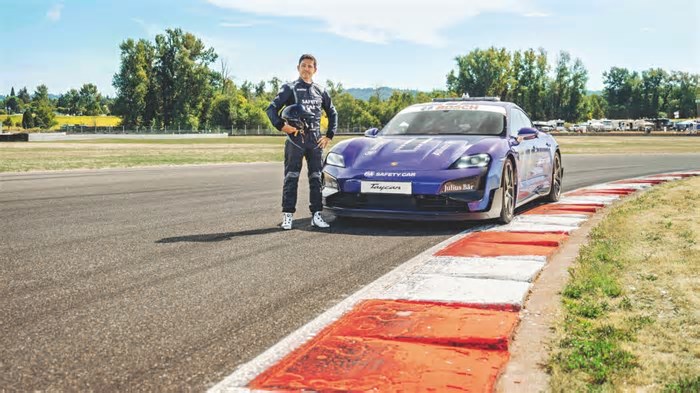 Trabalho silencioso: piloto de safety car da Fórmula E já foi a 136 circuitos e tem profunda conexão com o Brasil