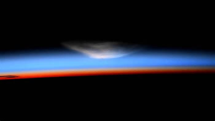 Astronauts watch SpaceX's Starship explode in space during flight test